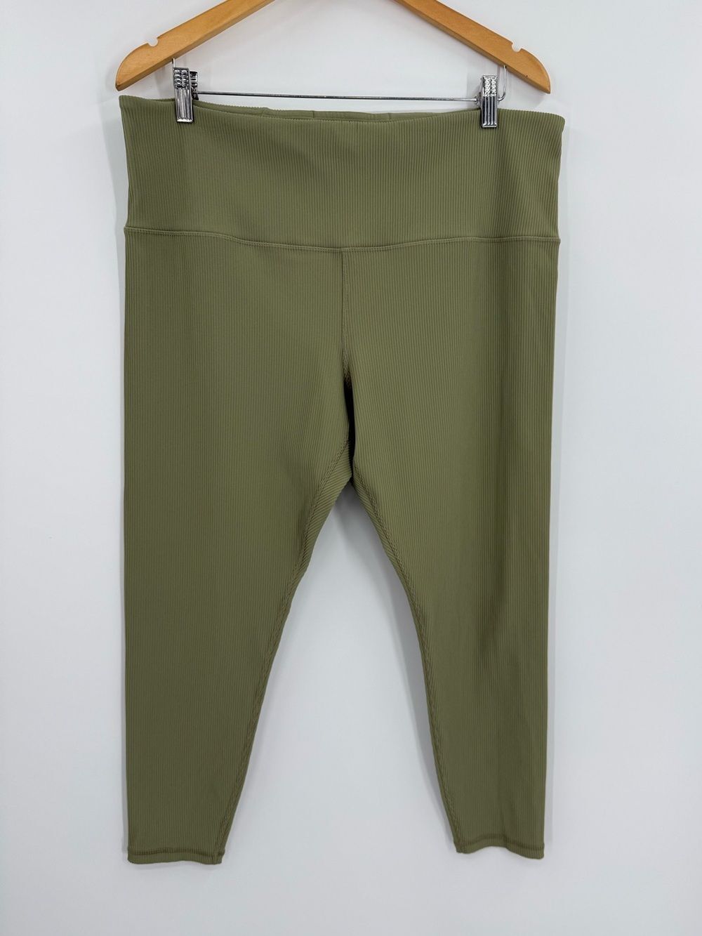 Athleta Elation Rib Tight | Shadow Olive | 2X